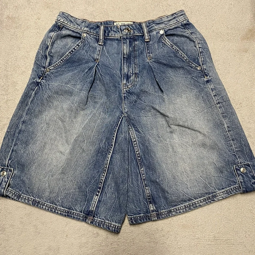 We The Free People Rue Denim Long Shorts Size 28 Wide Leg Baggy Festival Pleat